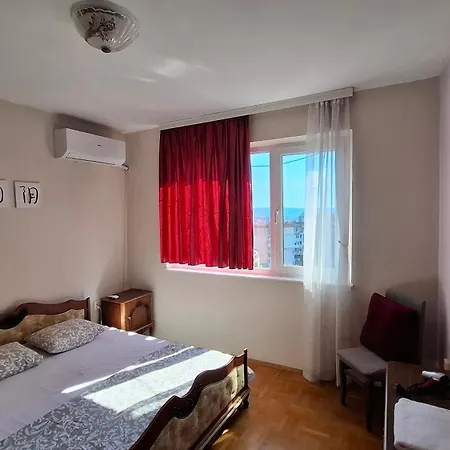 Lily's Apartament Warna
